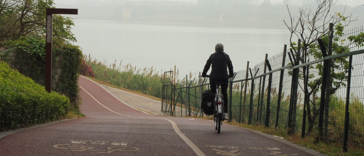 RL166 Viaggi - Natale e Capodanno in Cina - La ciclabile lungo il fiume Yong