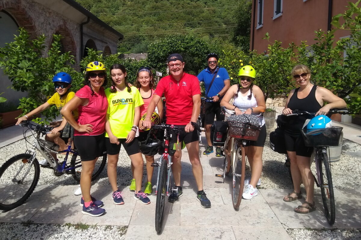 RL169 Verona-Bressanone - Ciclovacanza in famiglia - Giorno 2 - Tutti pronti (ritaglio)