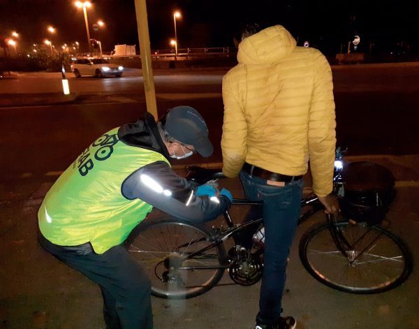 RL173 Ciclista Illuminato 2021 - Foto con ciclista.4